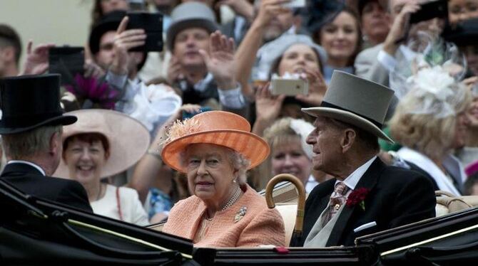 Das royale Paar am Samstag in Ascot. Foto: Will Oliver