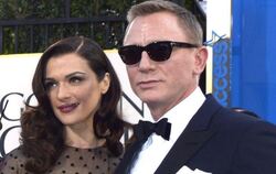 Daniel Craig und seine Frau Rachel Weisz stehen hinter der BBC. Foto: Paul Buck