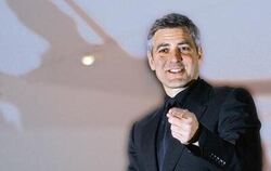 »The Sexiest Man Alive« nimmt hinter der Kamera die Fäden mehr und mehr in die Hand: George Clooney. FOTO: PR