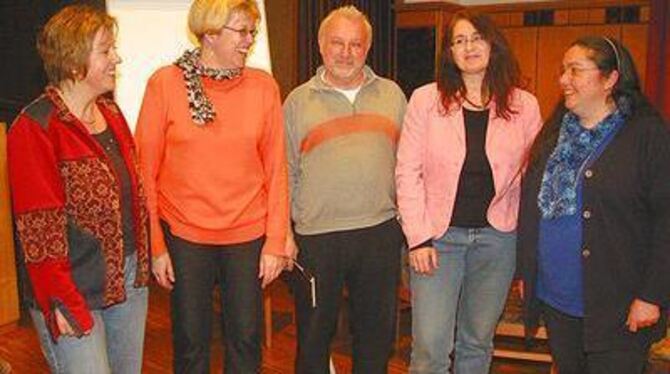 Der neu gewählte Vorstand soll den Tagesmütterverein in ruhigere Gefilde führen: (von links) Sabine Härtner-Gompf, Andrea Kebern