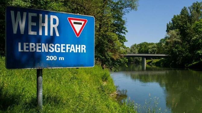 Allein in bayerischen Seen und Flüssen starben bis Anfang August schon mindestens 59 Menschen. Foto: Marc Müller/Archiv