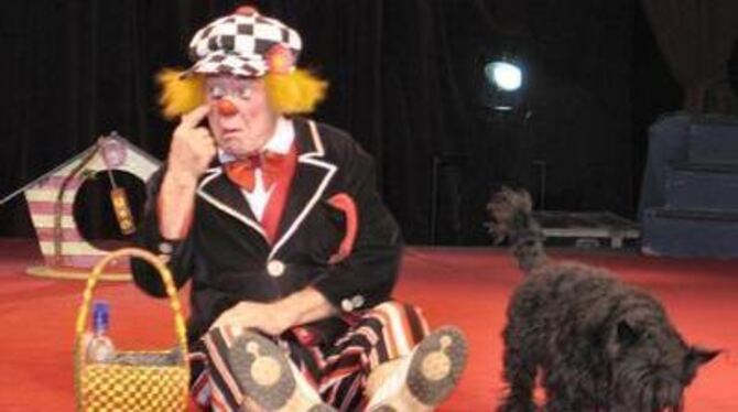 Ein Picknick mit Hund hat seine Tücken: Oleg Popov und »Wunder« FOTO: SANDER