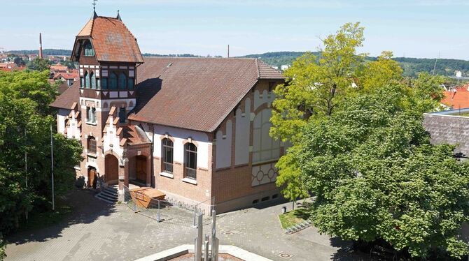 Wie eine Sporthalle wirkt die in hiesigen Breiten ungewöhnliche Backstein-Architektur der Alten Turnhalle keineswegs. FOTO: MICH Wie eine Sporthalle wirkt die in hiesigen Breiten ungewöhnliche Backstein-Architektur der Alten Turnhalle keineswegs. FOTO: MICH