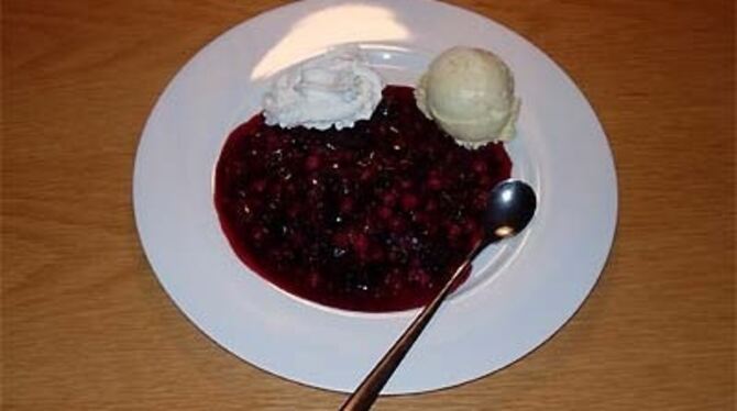 Rezept des Monats Februar: Rote Grütze von Melissa Eckert - Weitere ...