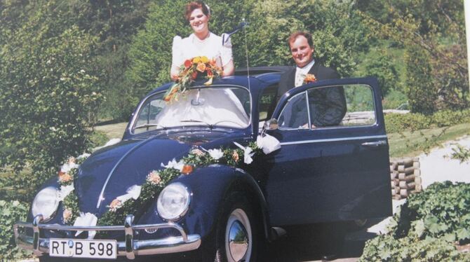 Käfer »Hänschen« war in desolatem Zustand, als Oliver Bez ihn aus seinem Dasein als Hühnerhaus erlöste. Gerade noch rechtzeitig