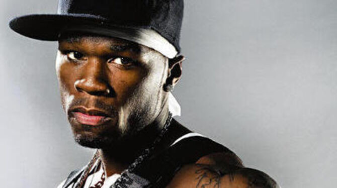 Der Westcoast-Rapper 50 Cent spielt sich selbst in der Hip-Hop-Biografie »Get Rich Or Die Tryin'«.FOTO: PR
