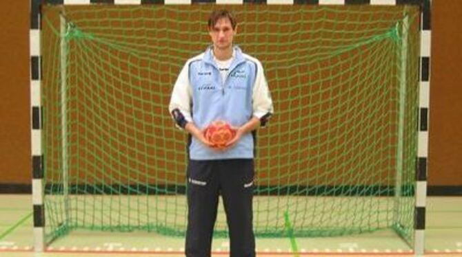 Manuel Schnitzer ist sowohl Spieler als auch Trainer bei der Spvgg Mössingen. Am Handball schätzt er die Dramatik und den hart e