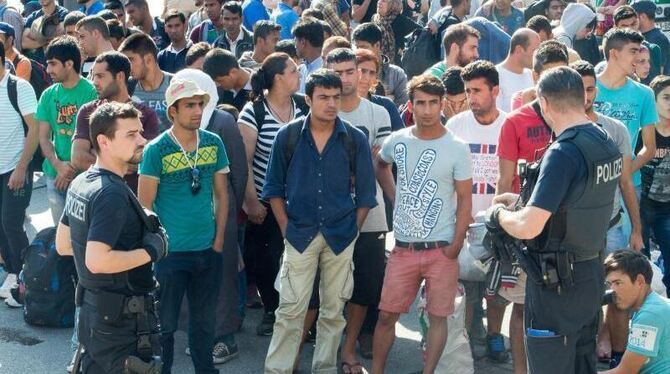 Migranten in München: Deutschland verzeichnet die höchste Zuwanderung seit 1992. Foto: Peter Kneffel
