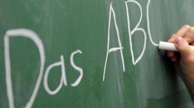 Der Bund will die Zahl von etwa 7,5 Millionen »funktionalen Analphabeten« in Deutschland in den nächsten Tagen spürbar senken