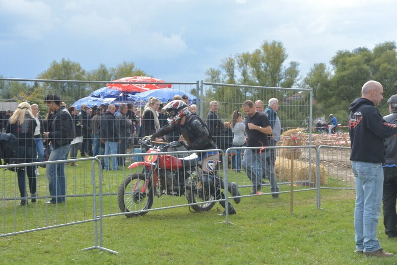 Sechs-Stunden-Mofarennen Motorradfreunde Nehren 2015
