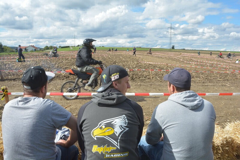 Sechs-Stunden-Mofarennen Motorradfreunde Nehren 2015