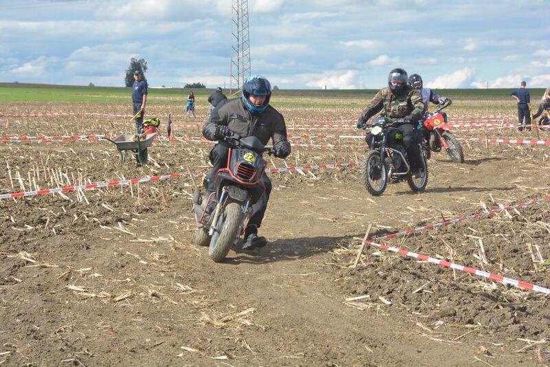 Sechs-Stunden-Mofarennen Motorradfreunde Nehren 2015