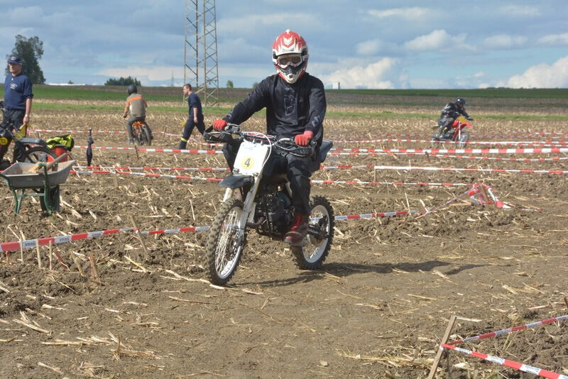 Sechs-Stunden-Mofarennen Motorradfreunde Nehren 2015