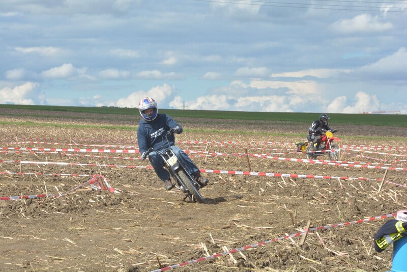 Sechs-Stunden-Mofarennen Motorradfreunde Nehren 2015