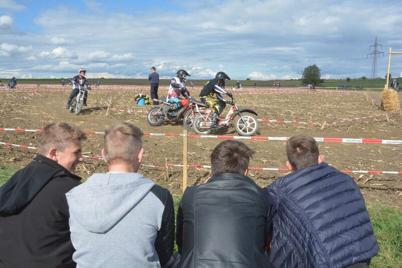Sechs-Stunden-Mofarennen Motorradfreunde Nehren 2015