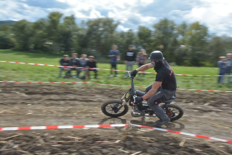 Sechs-Stunden-Mofarennen Motorradfreunde Nehren 2015