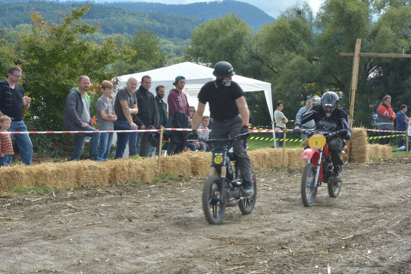 Sechs-Stunden-Mofarennen Motorradfreunde Nehren 2015