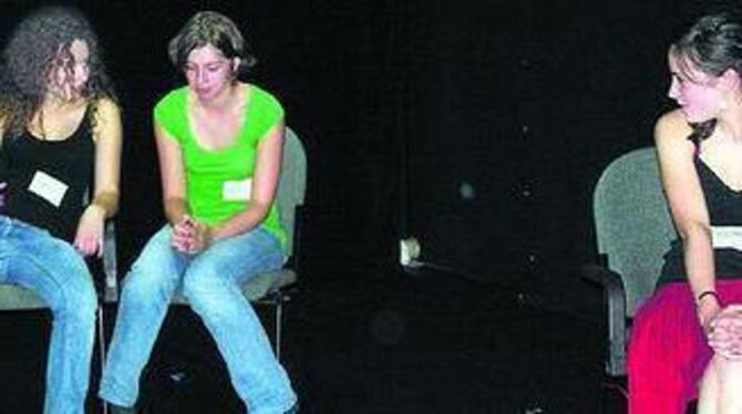 Witz, Phantasie und Kreativität waren gefragt beim Casting für eine Produktion des LTT-Theaterjugendclubs. Kathrin Wagner (Mitte