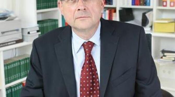 Der Reutlinger Rechtsexperte Ferdinand Kirchhof, der an der Universität Tübingen einen Lehrstuhl für Finanz- und Steuerrecht hat