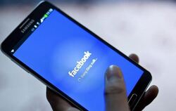 Das Wachstum bei Facebook wurde erneut von der Nutzung auf Smartphones befeuert. Foto: Luong Thai Linh