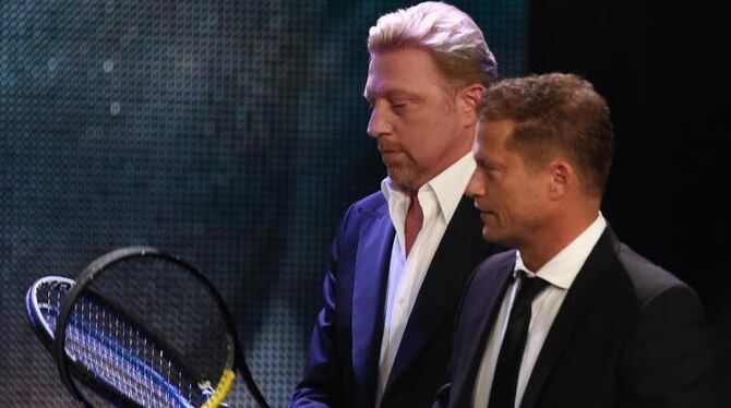 Zwei Männer, zwei Tennisschläger: Boris Becker und Til Schweiger. Foto: Jens Kalaene
