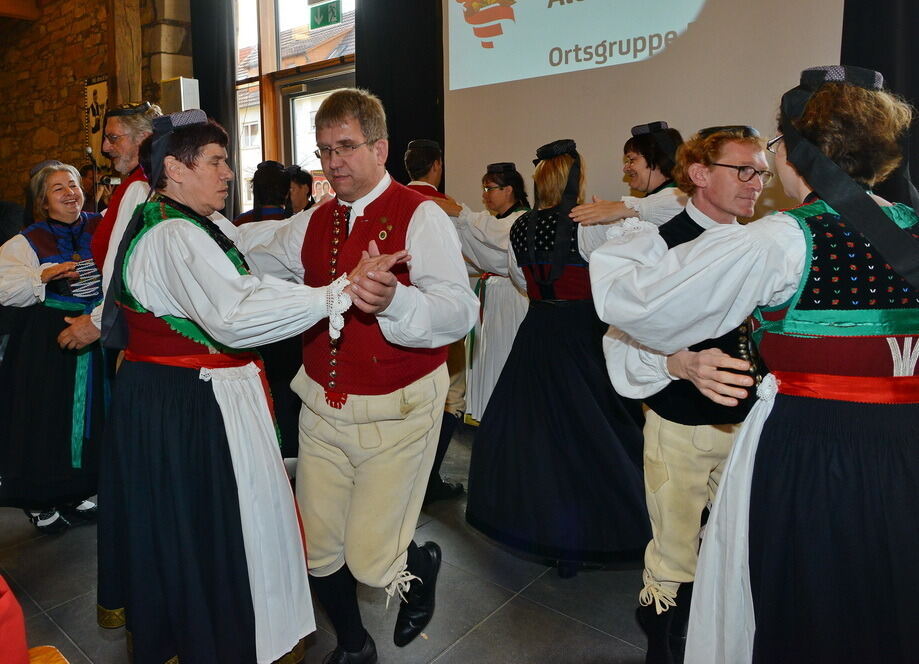 stadt-0911-15betz trachten-niethammer (jpg)