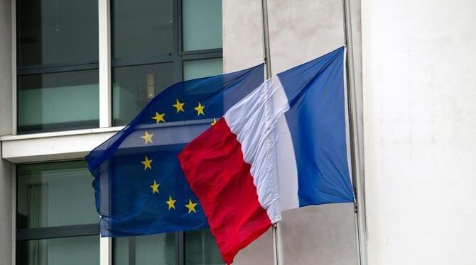 Nach den Terroranschlägen in Paris will Frankreich nun die europäischen Partner in die Pflicht nehmen und EU-Hilfe beantragen