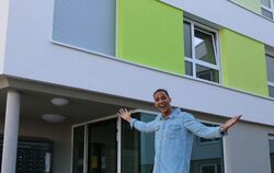 Das erste von zwei Gebäuden ist mit Semesterbeginn bezogen: Steffen Solomon hat hier ein Apartment gefunden und nennt das Wohnhe