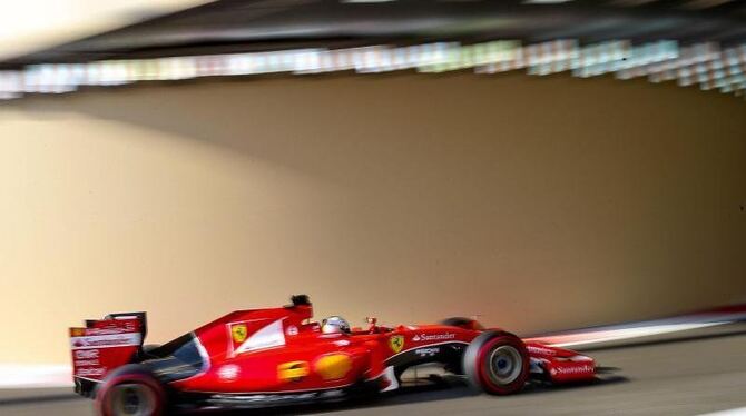Sebastian Vettel hatte mit seinem Ferrari einen technischen Defekt. Foto: Srdjan Suki