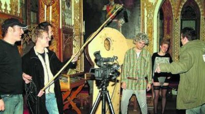 Dritter Drehtag im Schloss (von links): Wolf-Dieter Heinritz, Christian Mayer, Sebastian Speidel, Cornelius Raichle (als Mr. Föh