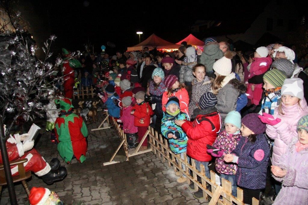 Weihnachtshaus Lichtenstein Unterhausen