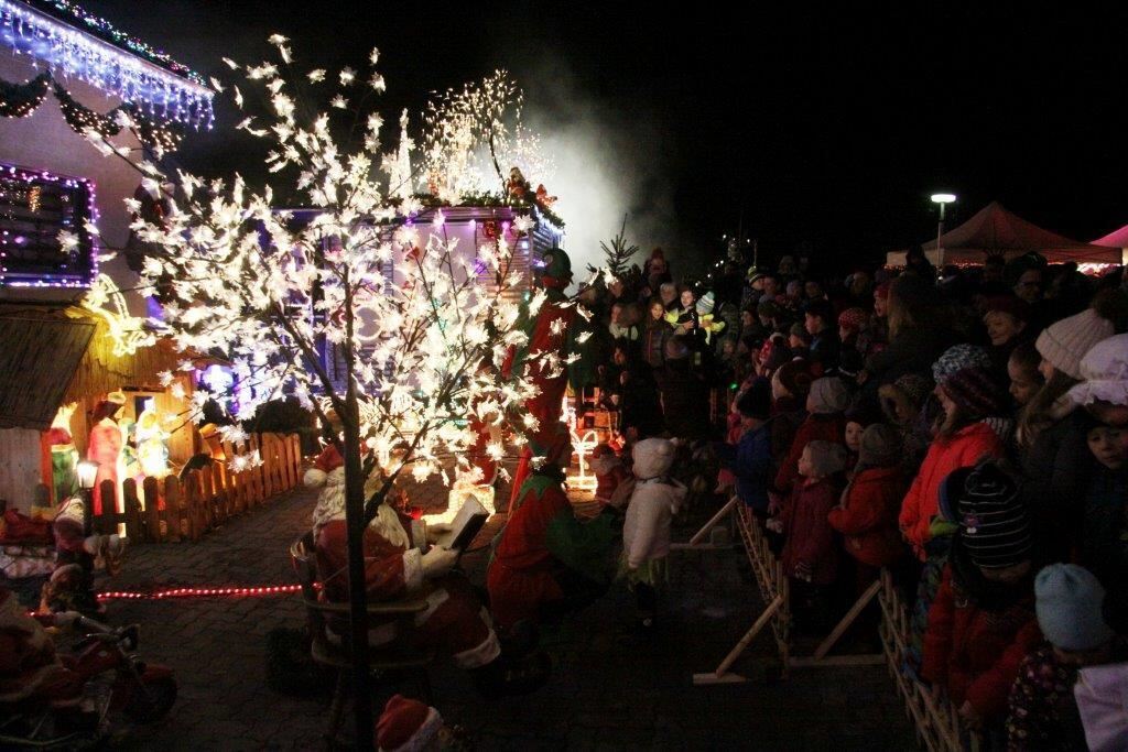 Weihnachtshaus Lichtenstein Unterhausen