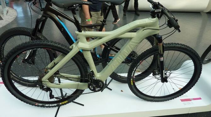 Umweltfreundlich mit einem 3-D-Drucker hergestellt: der Fahrradrahmen eines Mountainbikes.  FOTO: ZMS