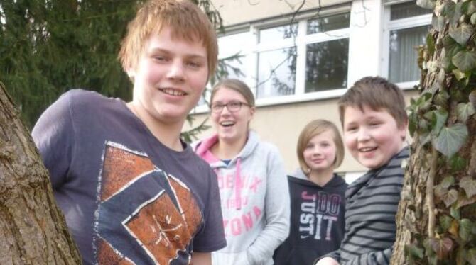 Die vier Schülermentoren der Schlossschule Gomaringen. FOTO: ZMS
