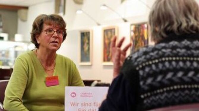 Ursula Bolz engagiert sich ehrenamtlich in der Citykirche: Sie hat stets ein offenes Ohr für die Sorgen und Nöte Dritter. FOTO: