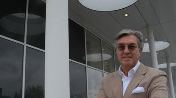 Vor  eleganter Kulisse:  Marc Cain-Gründer und Geschäftsführer Helmut Schlotterer eröffnet am Montag, 27. Oktober, das neue Fact