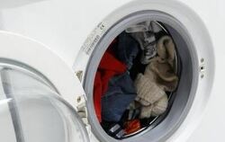 Wer nur wäscht was wirklich gewaschen werden muss spart Geld. FOTO: FOTOLIA