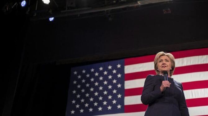 Ex-Außenministerin Hillary Clinton hat bei den Demokraten klar die Nase vorn. Foto: Cj Gunther
