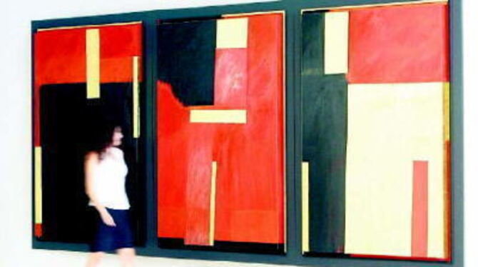 Das Triptychon &raquo;Paraphrasen zu den Nationalfarben&laquo; (1980) des Künstlers Otto Herbert Hajek im Stuttgarter Landtag.