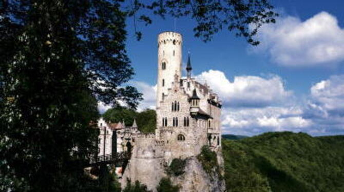 Das romantische Wahrzeichen des Echaztals: Schloss Lichtenstein. FOTO: PR
