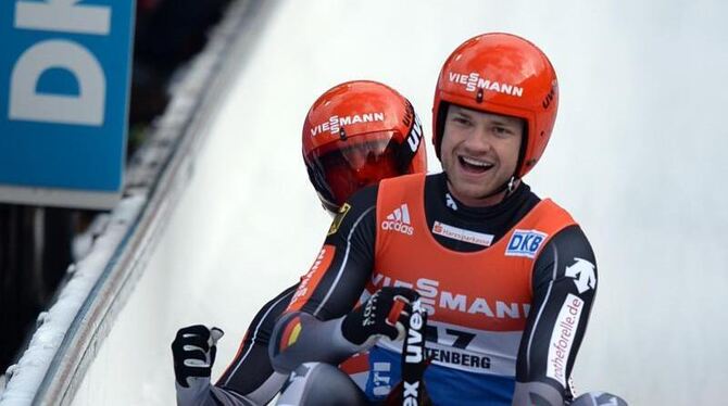 Die Rodel-Doppelsitzer Toni Eggert und Sascha Benecken sicherten sich den EM-Titel. Foto: Arno Burgi