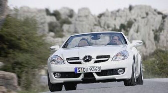 Der Mercedes SLK Roadster startet in die nächste erfolgreiche Frühlingssaison. FOTO: MERCEDES