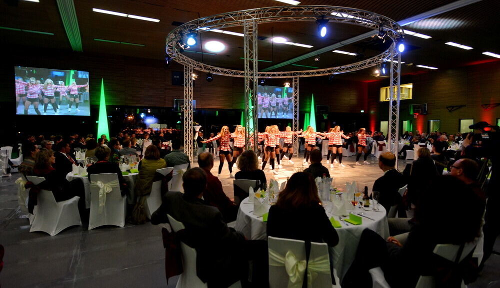 Einweihung der Schönberghalle Pfullingen