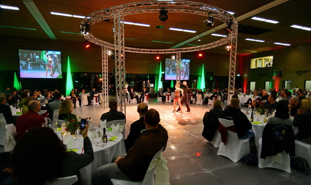 Einweihung der Schönberghalle Pfullingen