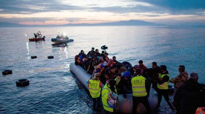 Etwa die Hälfte der Flüchtlinge, die in Griechenland ankommen, sind Syrer. Foto: Kay Nietfeld/Archiv
