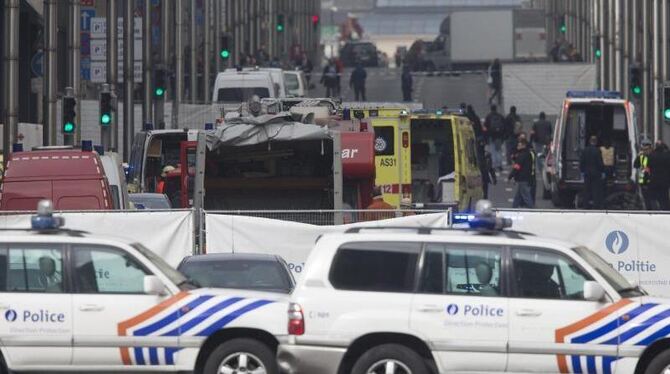 Abgesperrte Metro-Station. Foto: Olivier Hoslet