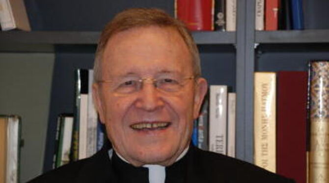 Kardinal Walter Kasper kümmert sich um die Beziehungen der katholischen Kirche zu anderen Glaubensgemeinschaften. FOTO: SCHÜRER