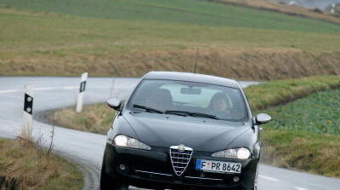 Alfisti lieben schnelle Kurvenfahrten - die neuen Quadrifoglio Verde-Modelle machen‘s möglich.	FOTO: PR