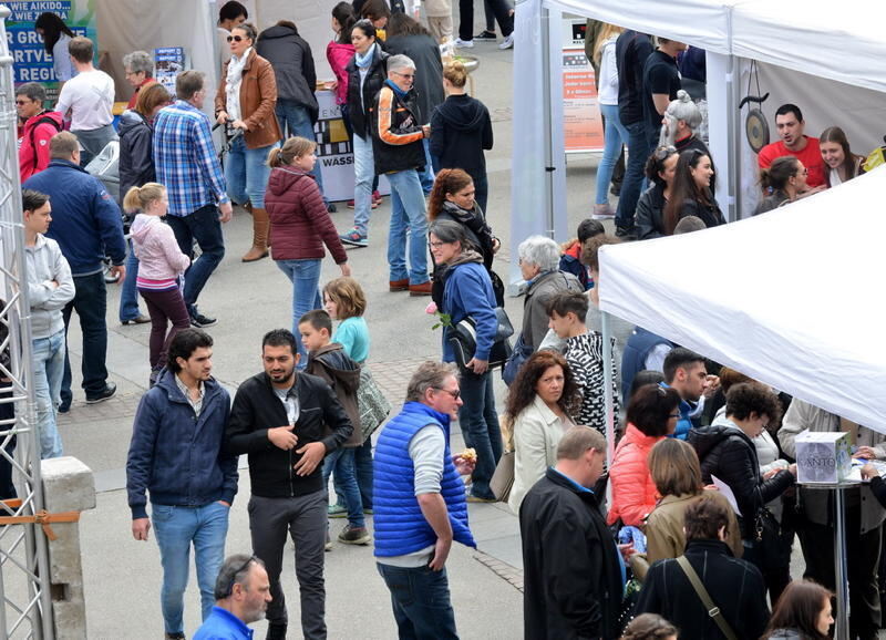 Verkaufsoffener Sonntag Reutlingen 10. April 2016