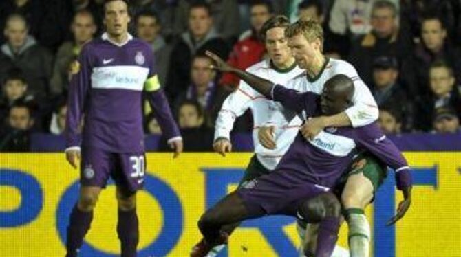 Mit Austria Wien (in lila) hat Werder Bremen noch eine Rechnung offen.
ARCHIVFOTO: DPA